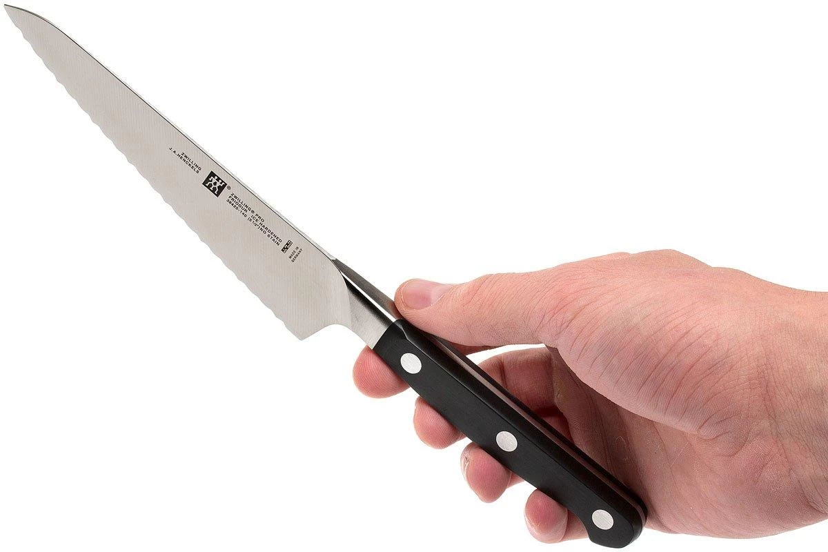 Zwilling Pro Cuchillo De Chef Dentado 14cm, 38425-141 - Imagen 6